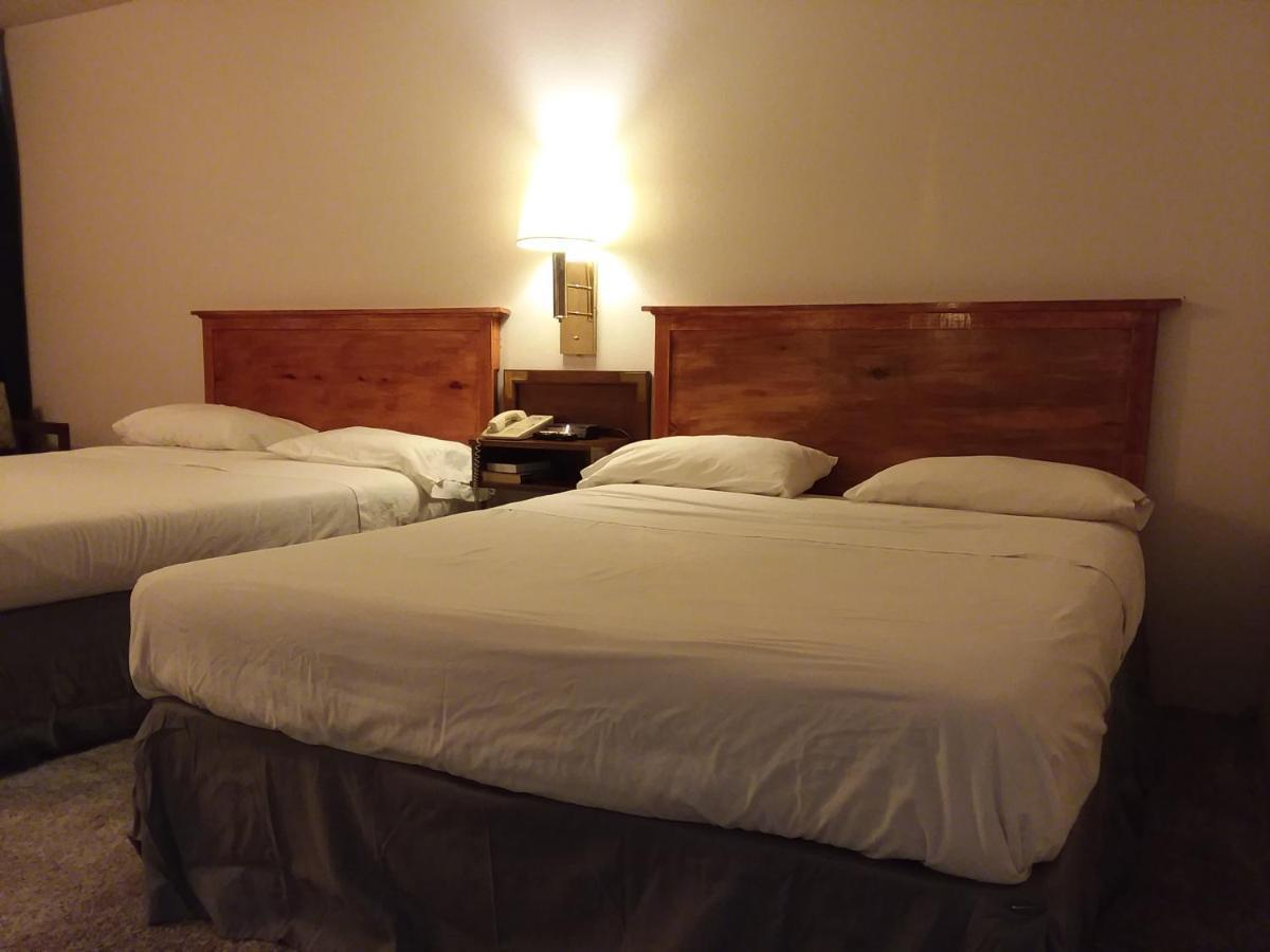 Americas Best Value Inn Laramie Ngoại thất bức ảnh