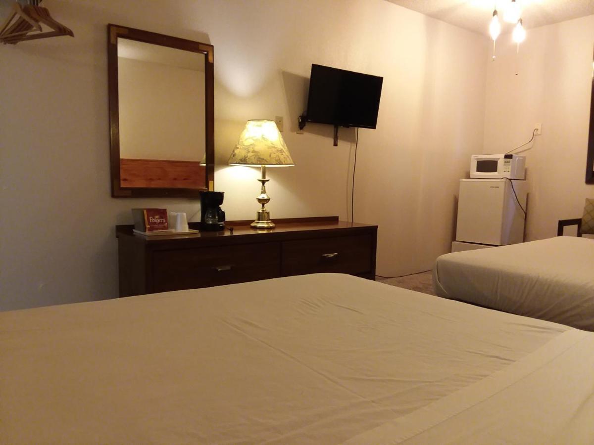 Americas Best Value Inn Laramie Ngoại thất bức ảnh